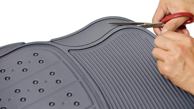 Amazon Basics Universal PVC Faux Rubber Car Floor Mats, All Weather Protection - Image 8